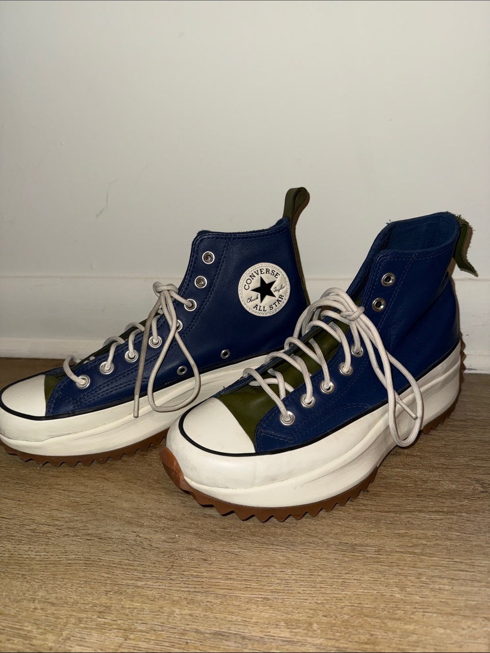 Women's Converse Run Star Hike High 568650C Navy White Gum leather Hi Green